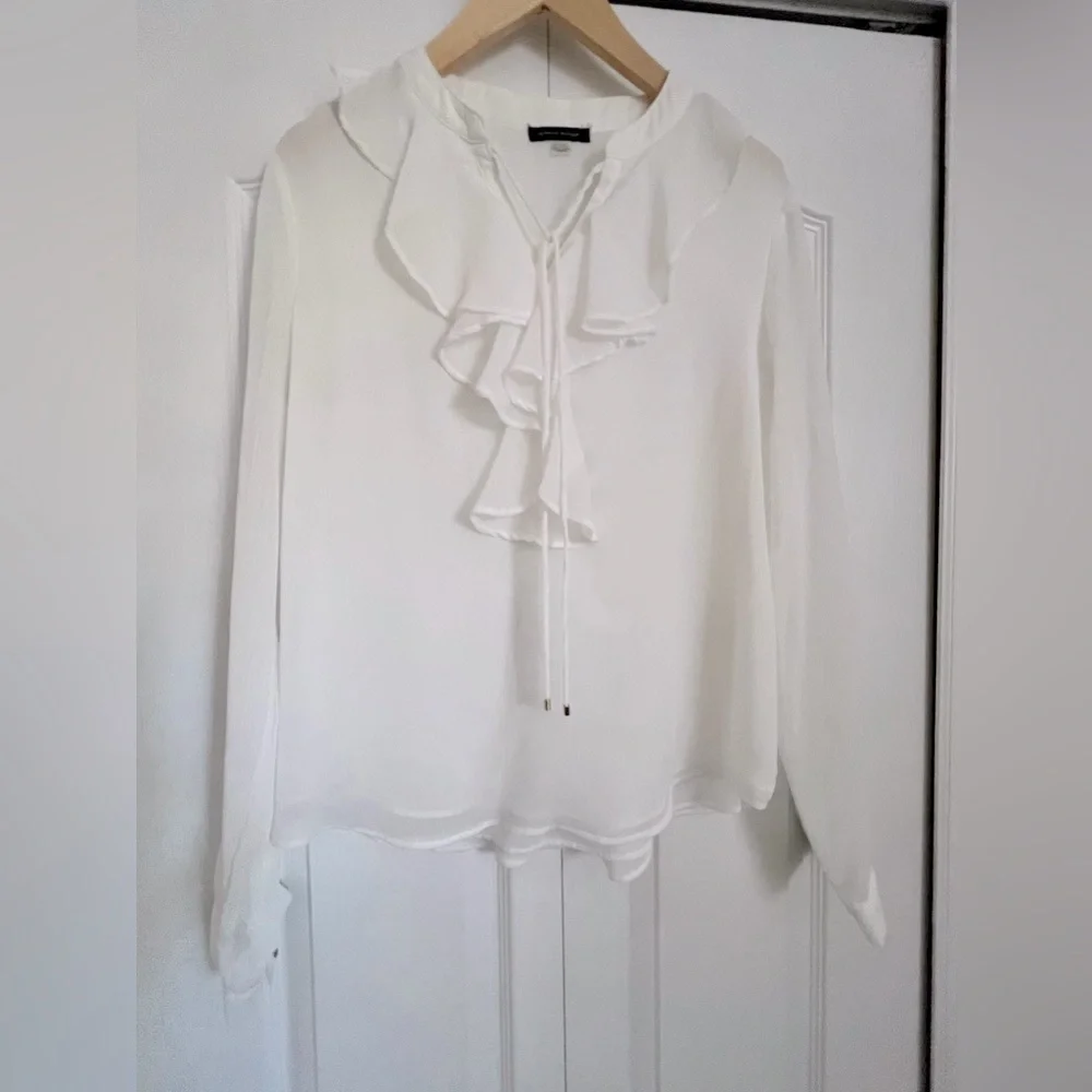 TOMMY HILFIGER Women's Classic Long Sleeve Ruffle Front Blouse - Ivory - Picture 6 of 9